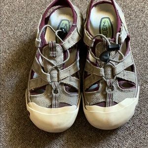 Keen shoes